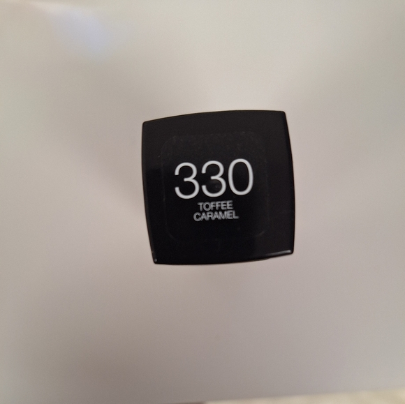 Maybelline Makeup Fit Me Foundation- Matte- New- #330 - Picture 2 of 3